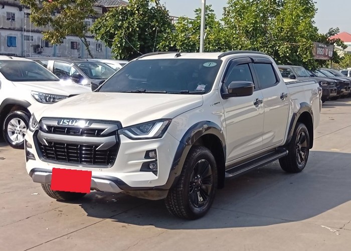 ISUZU
             
                 for Sale for Sale