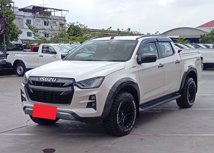 ISUZU
             
                 for Sale for Sale