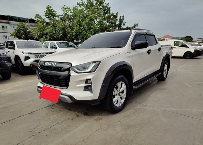 ISUZU
             
                 for Sale for Sale